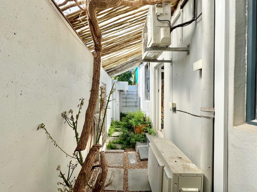 3 Bedroom Property for Sale in Woodstock Western Cape